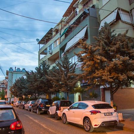 Nuestra Casa Hotell Tiranë Eksteriør bilde